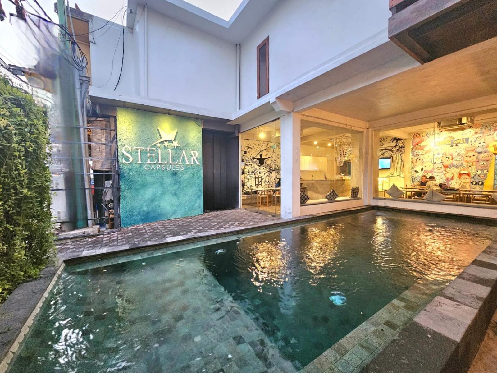 Ostello Stellar Capsules Seminyak Esterno foto Stellar Spa